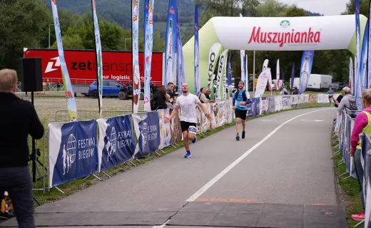 Nie pozostawili złudzeń! W tym roku Bieg Górski na 11 km należał do nich [WIDEO] - 182